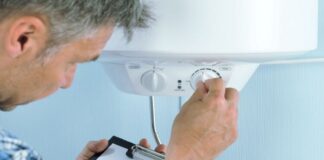 Експерти розповіли, як економити воду під час відключень світла