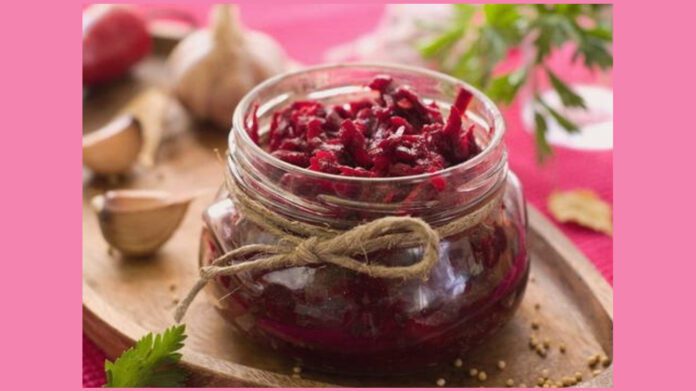 Салат із буряка підійде на свято та просто так Салат із буряка підійде на свято та просто так