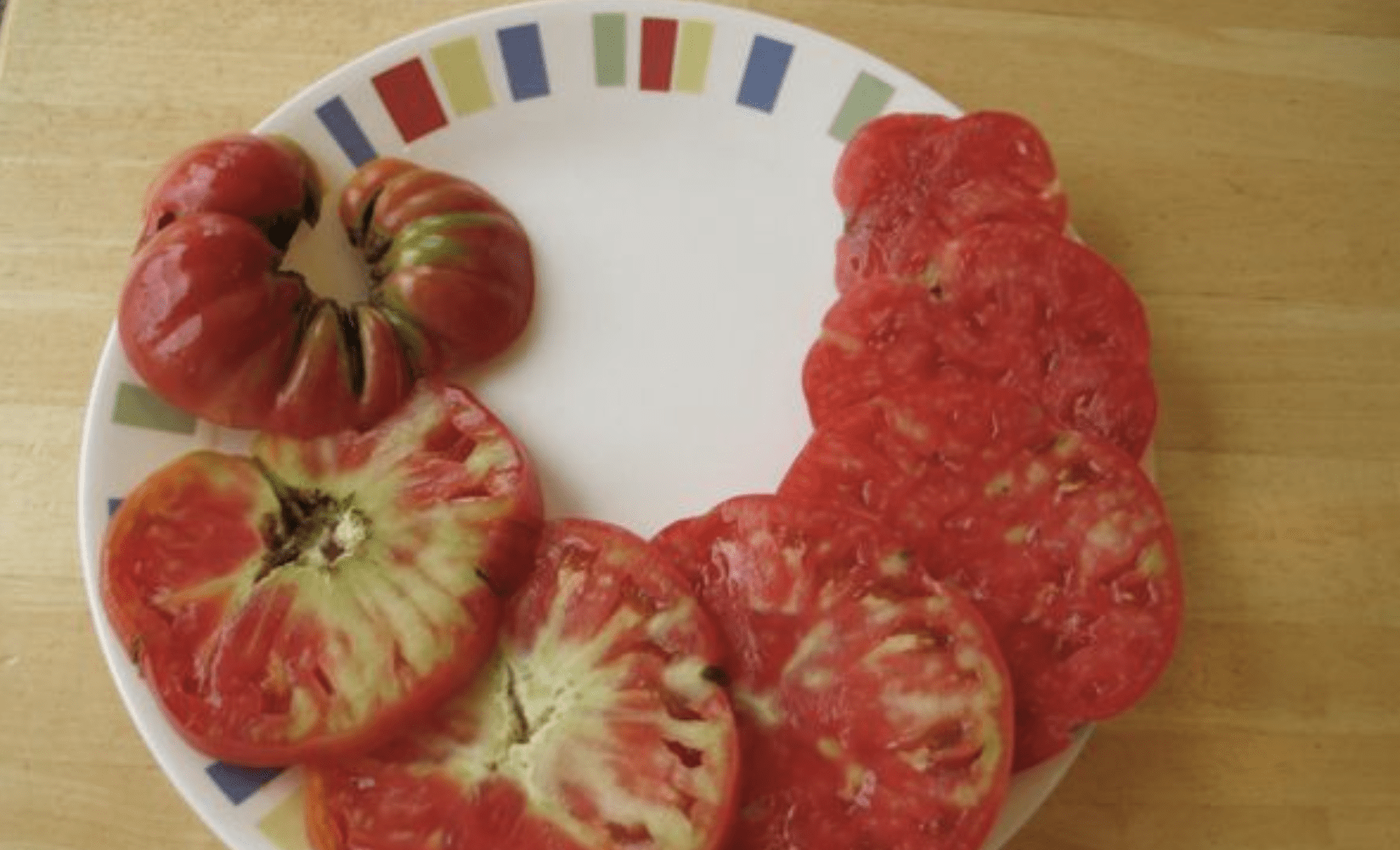 Чи можна їсти помідори з білими прожилками