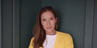 Катерина Осадча показалася із прикритим животом 