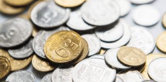 Астрологи розповіли, які знаки Зодіаку притягують гроші 