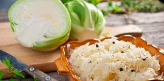 Астролог назвав сприятливі дні по фазі Місяця для квашення капусти