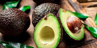 Кухар розповів, як зробити авокадо стиглим за 30 секунд