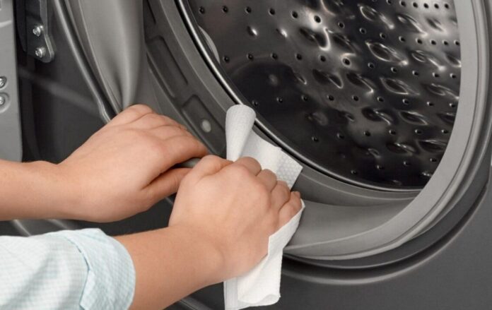 Як правильно чистити пральну машинку