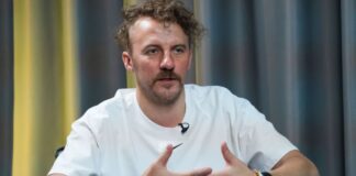 Клопотенко несподівано висловився про свої стосунки з хлопцем після підставного весілля із зіркою