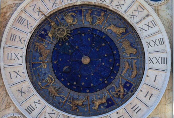 Астрологи назвали знаків Зодіаку, які скаржаться на своє життя