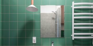 Бюджетний ремонт у ванній без заміни плитки