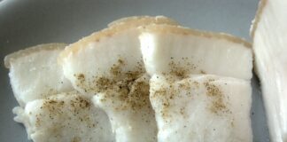 Чому після засолювання сала воно жорстке на смак 