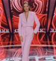Катерина Осадча у стильному брючному костюмі 