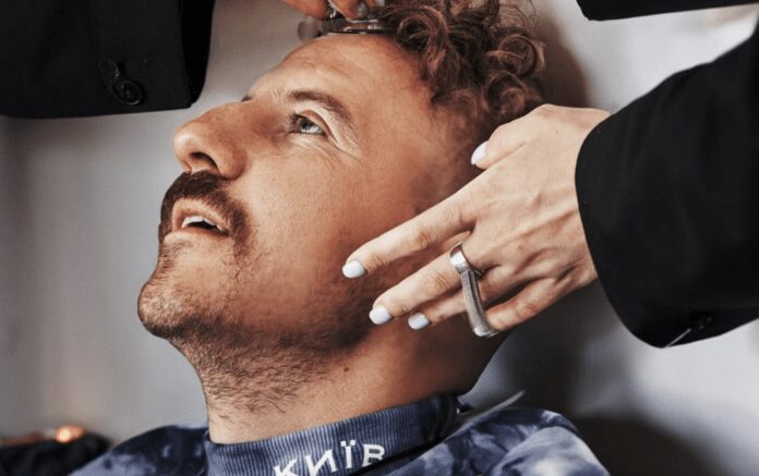 Євген Клопотенко розповів, як ставиться до дівчат