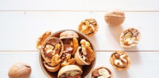 Що робити, якщо в горіхах завелася міль