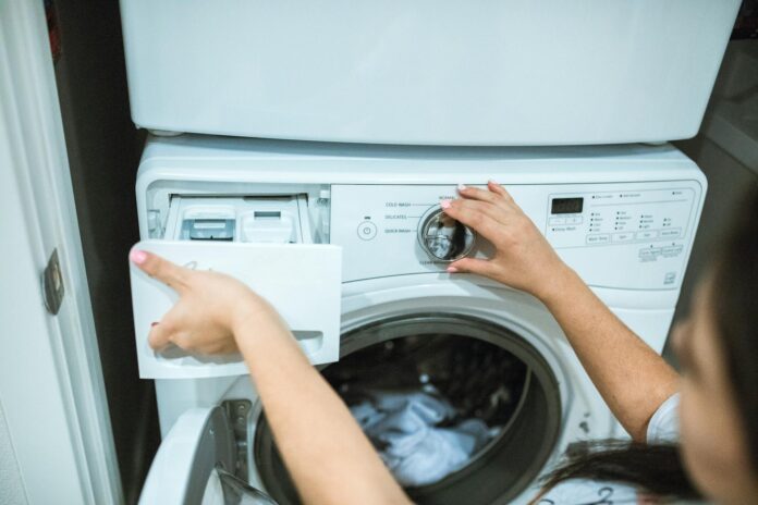 Головні помилки під час прання речей
