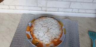 Швидкий пиріг з яблуками