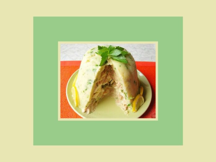 Прості рецепти домашньої кухні: закусочний торт із картопляного пюре