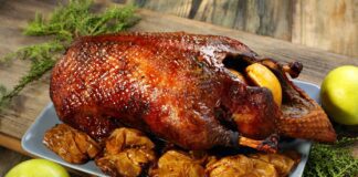 Кулінари назвали смачний та перевірений рецепт качки на Різдво 