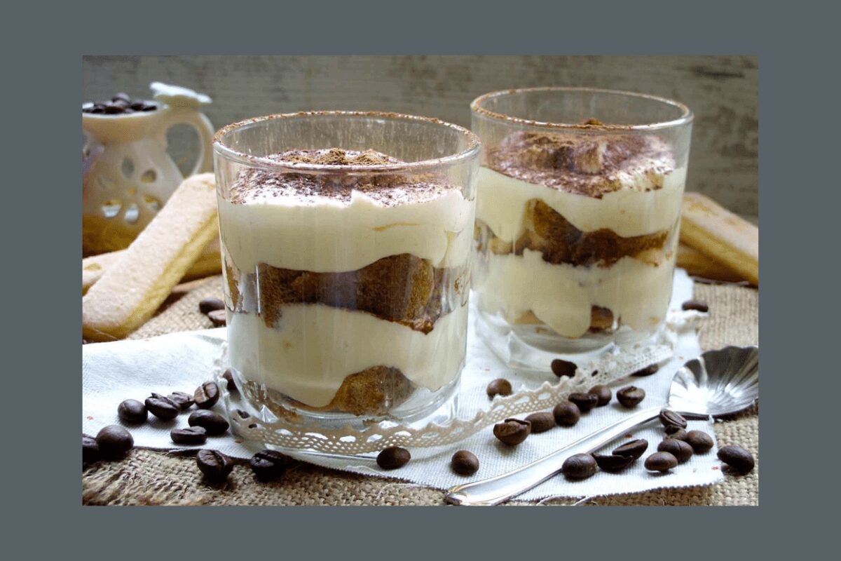 Бісквіт із кавовим смаком: покроковий рецепт