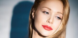 Тіна Кароль святкує День народження: всі секрети зірки