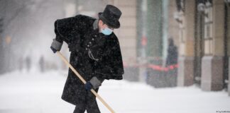 Експерти назвали найефективніший метод прибирання сніг