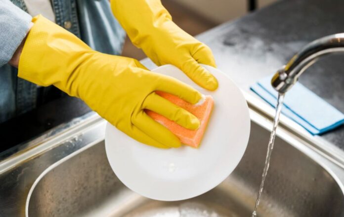 Домашній засіб для миття посуду