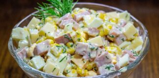 Салат Олів'є з кукурудзою