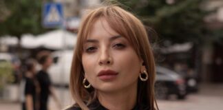 Сопонару показала батьків нареченого