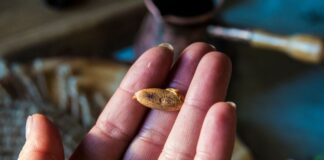 Як приготувати каву з фінікових кісточок