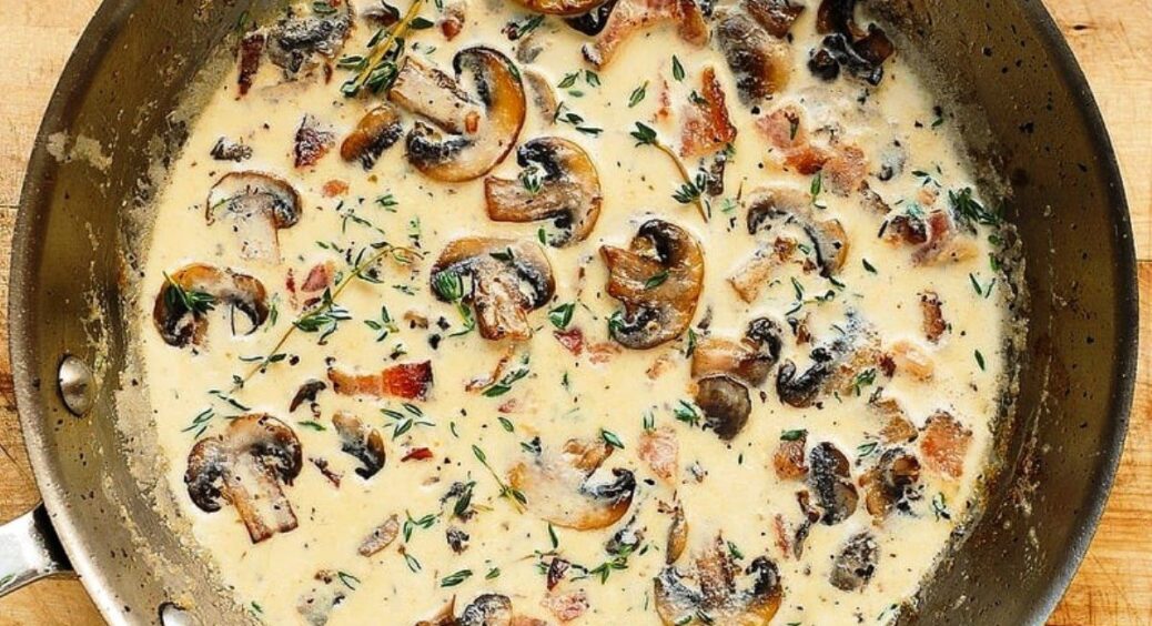 Жменька грибів і 10 хвилин вашого часу: ідеальний вершковий соус на смачну вечерю з макаронами 