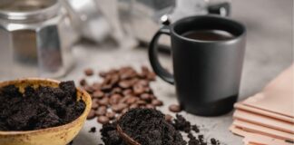 Навіщо варто зберігати кавову гущу вдома: цікаві факти 