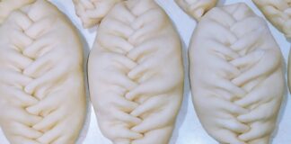 Простий спосіб приготувати смачне тісто, яке не розпадається під час випікання