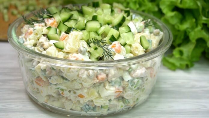 Як приготувати смачний салат із горошком 