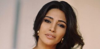 Дімопулос подорожує разом із донькою