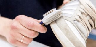 Як доглядати за замшевим взуттям