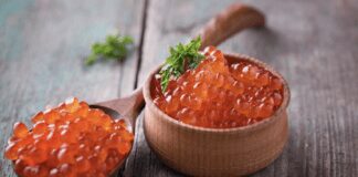 Новорічний стіл 2024: у скільки обійдеться святкове меню