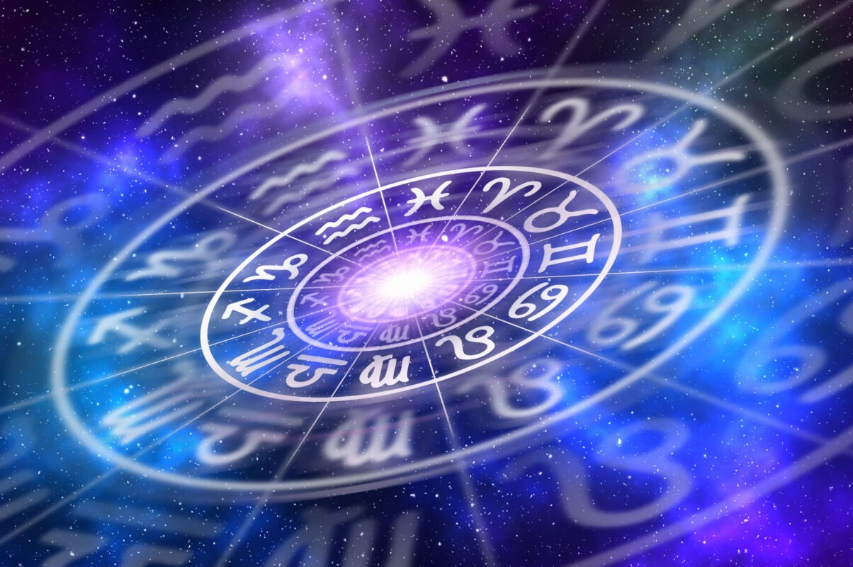 Астрологи назвали чотири знаки Зодіаку, яким буде особливо щастити 2024 року