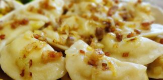 Рецепт смачних вареників із картоплею