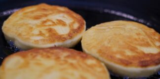 Рецепт оладок на молоці від шеф-кухаря, які смакують нереально