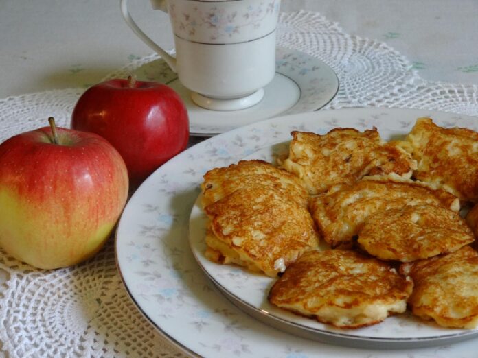 Рецепт яблучних оладок