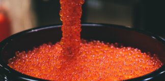 Як визначити підробку червоної ікри: поради експертів