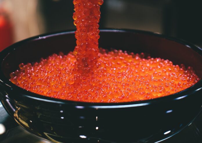 Як визначити підробку червоної ікри: поради експертів