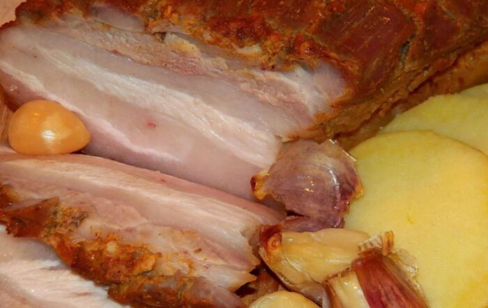 Рецепт свинячої грудинки у духовці