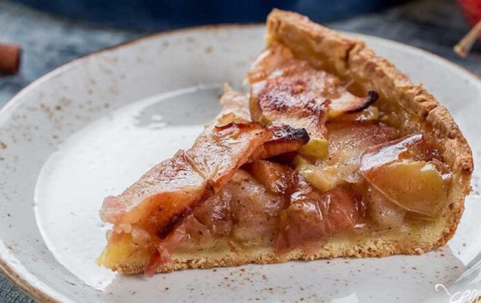 Рецепт смачного яблучного пирога