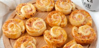 Рецепт сирних Равликів із ковбасою