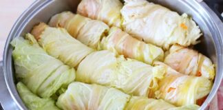Кулінари розповіли, як правильно загортати голубці 