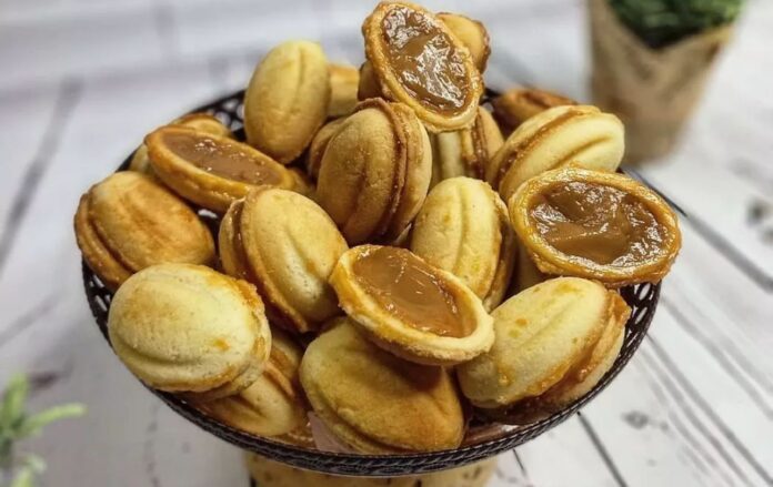 Простий рецепт горішків зі згущенкою