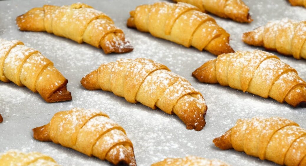 Дістала полуничний джем з маминих запасів, і напекла смаколиків: вийшло так смачно – на 100 з 10 – сайт 