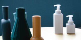 Що таке сухий шампунь і як правильно його використовувати