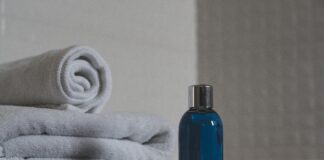 ТОП-5 застосувань простроченого шампуню в побуті