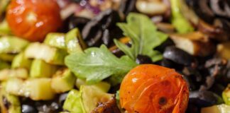 Як смачно приготувати баклажани: поради від шеф-кухаря