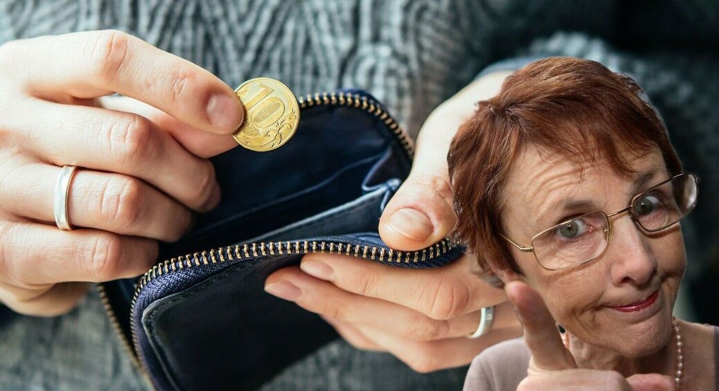 Гаманець “оживає” після цього ритуалу: часникове лушпиння допоможе наповнити його до країв. Спробуйте! 