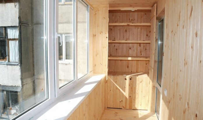 Як дати балкону друге життя без ремонту 